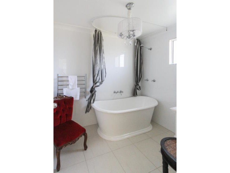 69 Mirrawena Avenue, Bangalee QLD 4703